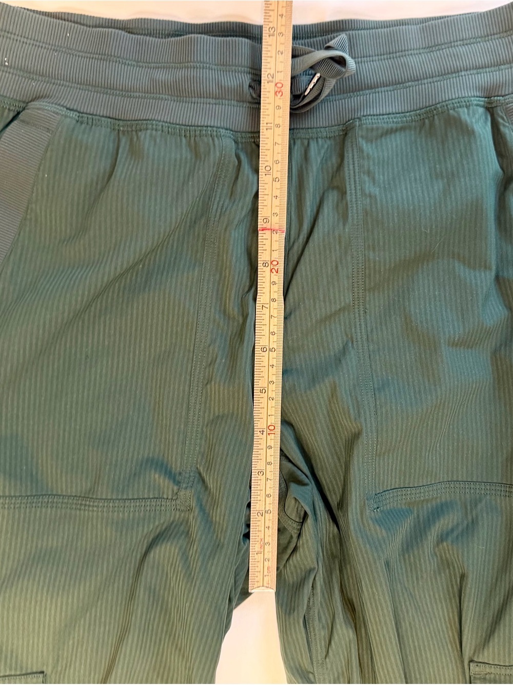 Lululemon Dance Studio Relaxed-Fit Mid-Rise Cargo Pant
Rainforest Green Size XS - Picture 15 of 16